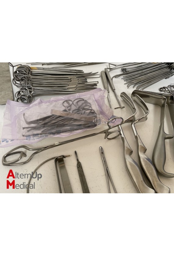 Surgical Instrument Set for Hysterectomy