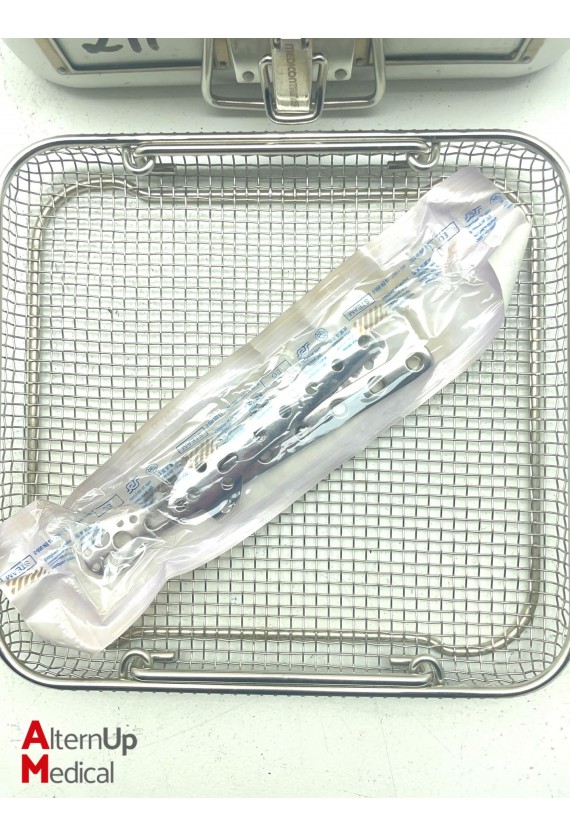 Sterilization box with lower limb orthopedic plates